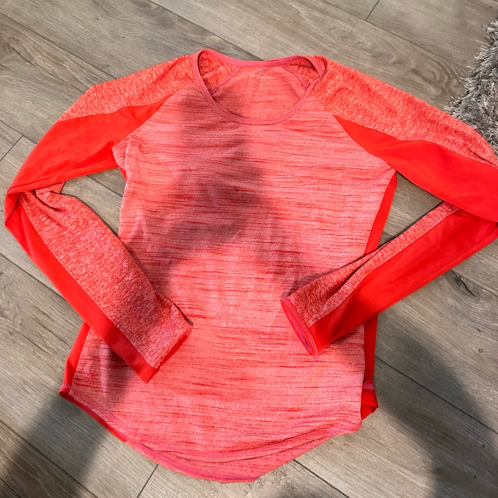 ATHLETA workout top long sleeve